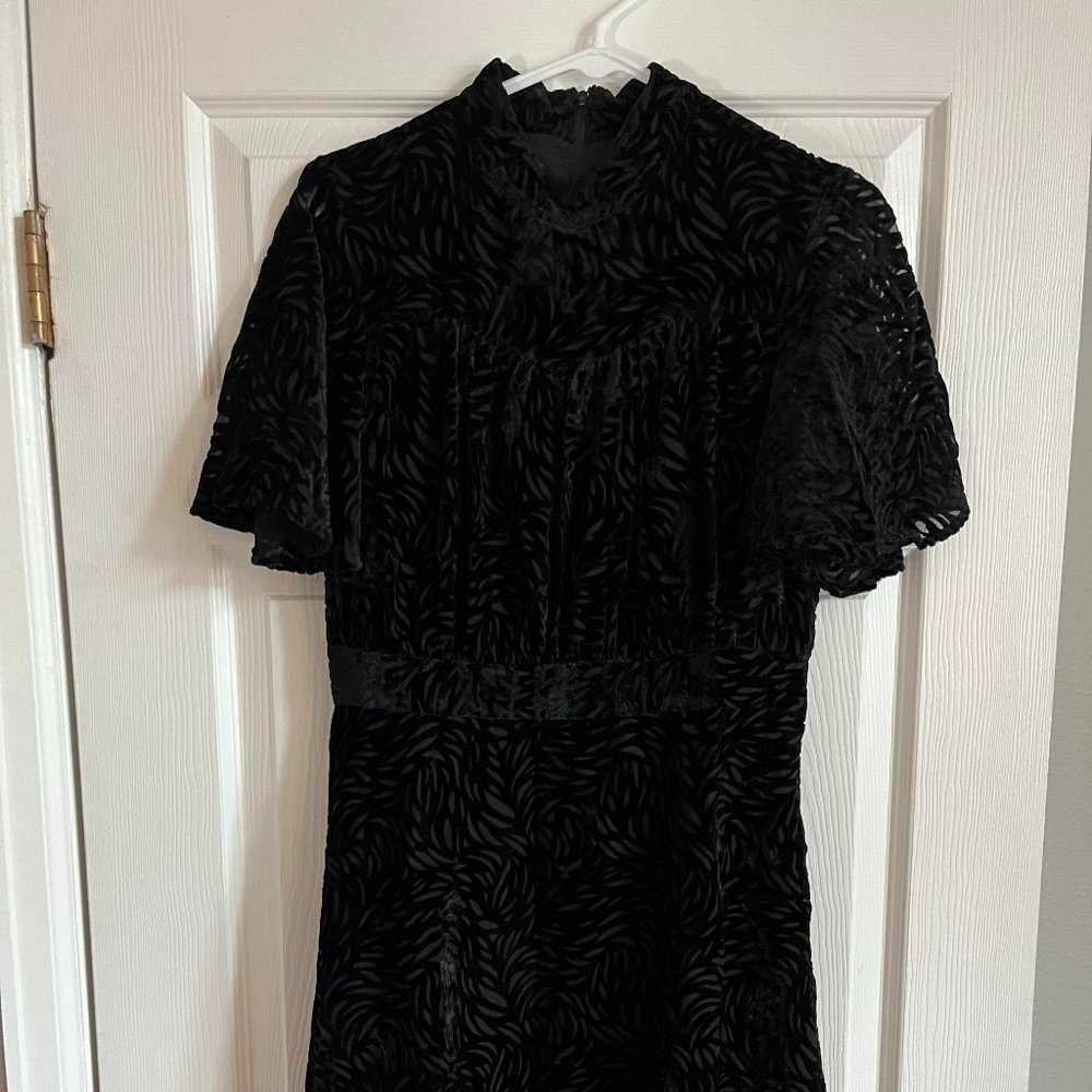 Black dress Mango